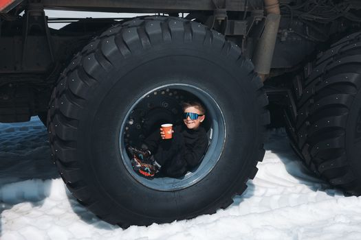 Ice Cave and Glacier Tour in Glacier Monster Truck from Gullfoss — photo 9