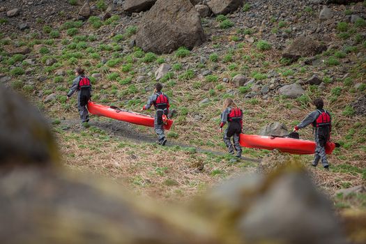 Kayaking by the Glacier — photo 4