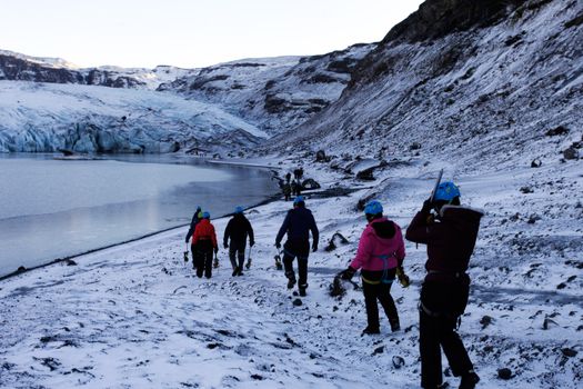 Caminata Glaciar en Sólheimajökull. Encuentro en el sitio (Solo en Español) — photo 2