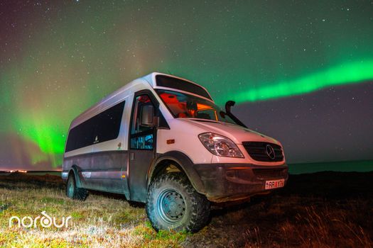 Private 4x4 Tour from Reykjavik - Northern Lights & Hot Choco