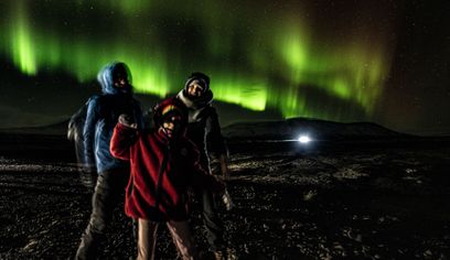 Northern Lights Small Group with Local Hunters