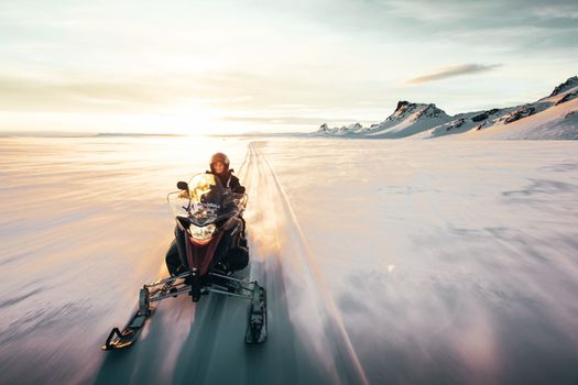 Golden Circle & Glacier Snowmobiling — photo 23