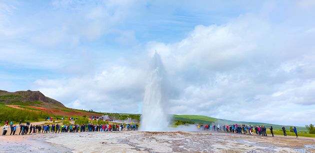 Golden Circle in Spanish with Kerid Crater & Local Farm Visit in Small Group — photo 16