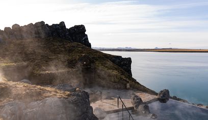 Private Golden Circle Platinum: Friðheimar Farm Lunch & Sky Lagoon Day Tour