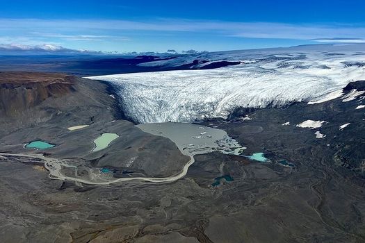Private Fire and Ice Helicopter tour in Iceland — photo 2