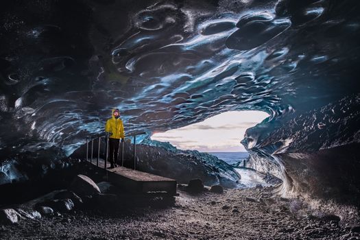 Vatnajökull Premium Ice Cave Tour — photo 4