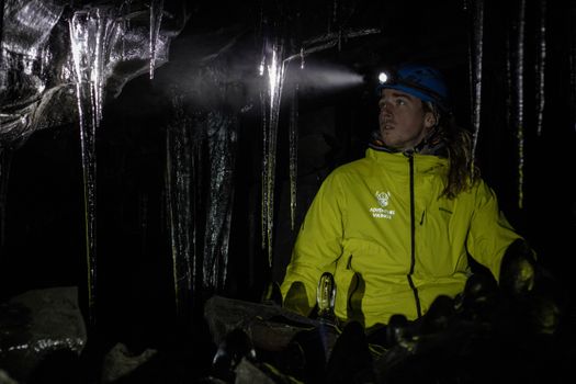 Private Silfra Snorkeling & Leidarendi Lava Tunnel - with underwater photos