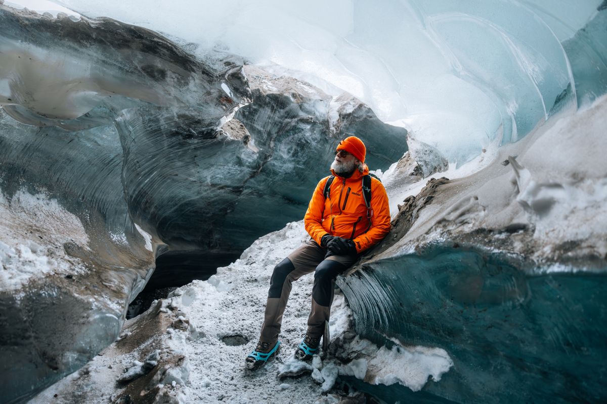 Ice Cave and Glacier Tour in Glacier Monster Truck from Gullfoss, photo 10 of 12