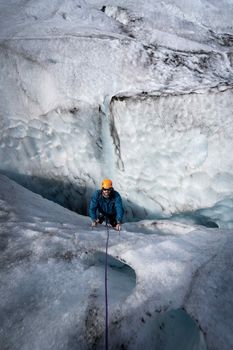 Ice Climbing Captured in Skaftafell — photo 15