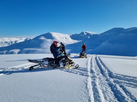 Adventure snowmobile tour Akureyri — photo 13