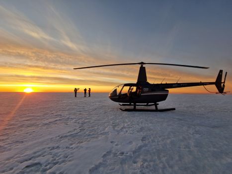 Glacier Expedition — PRIVATE TOUR — photo 10