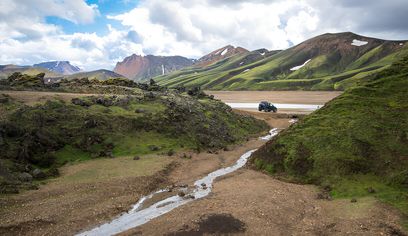 Private Landmannalaugar Super Jeep 4x4 Tour from Reykjavik - Highland Escape