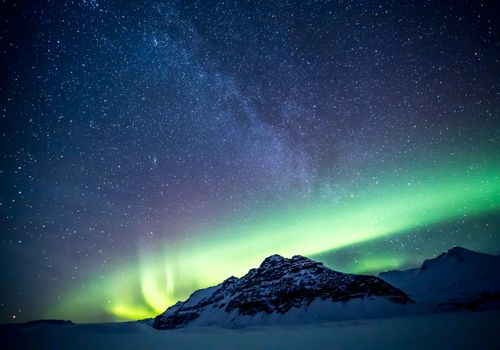 Northern Lights Hunt & Hot Chocolate Minibus Tour — photo 6