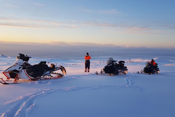 Snowmobiling on Eyjafjallajökull, photo 3 of 10