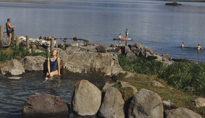 Private transfer from Reykjavik to Hvammsvik Hotsprings and back 