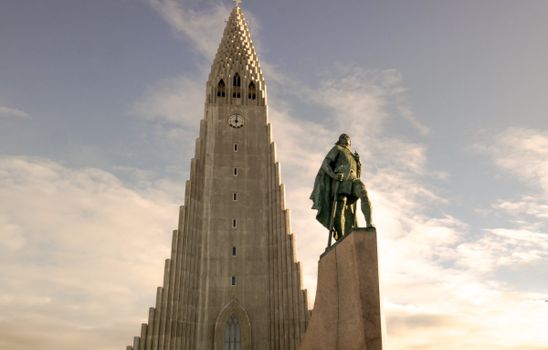 PRIVATE Reykjavík Sightseeing & Blue Lagoon (Premium Entrance) — photo 4