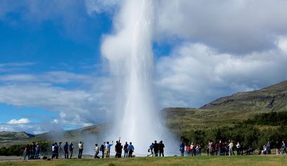 The Golden Circle & Friðheimar Greenhouse