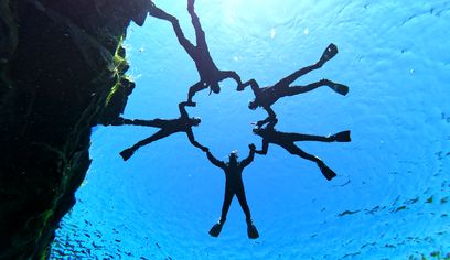 Drysuit Snorkeling in Silfra - with underwater photos / From Reykjavik