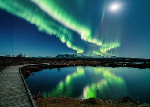 Iceland's Magical Lights - A Private Northern Lights Tour with Photographer — photo 13