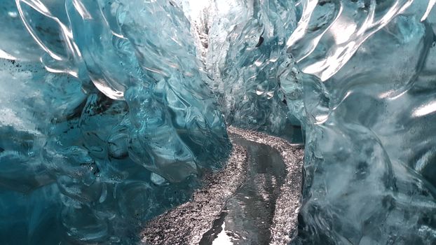 Vatnajökull Premium Ice Cave Tour — photo 6