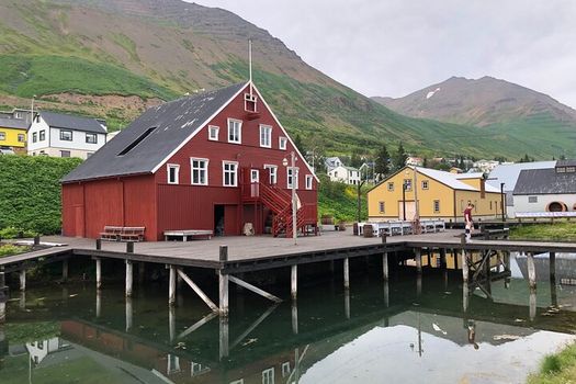 Arctic Coastline, Microbrewery and Culture Tour — photo 9