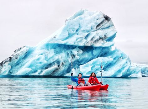 Kayaking at The Glacier Lagoon — photo 16