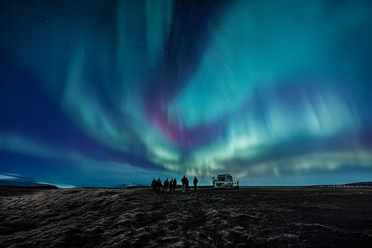 Reykjavik Northern Lights Tour with Professional Photographer — photo 9