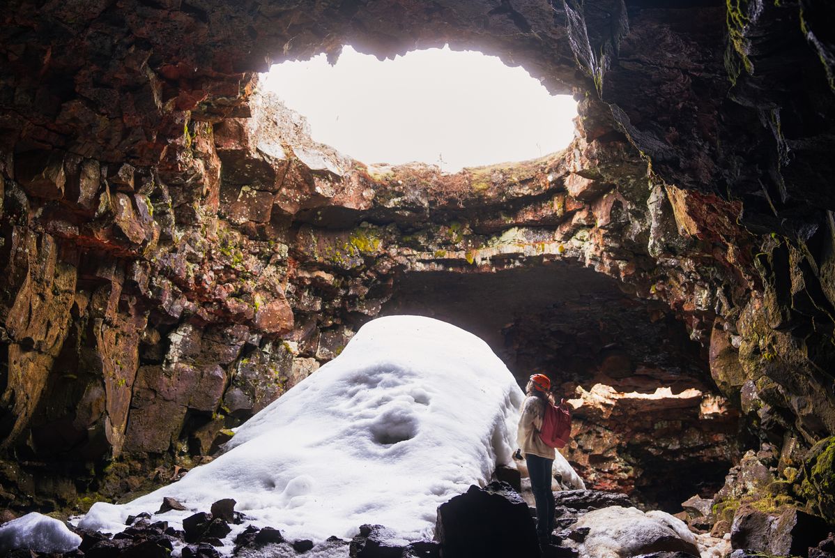 Black & Blue - Lava Tunnel + Silfra Snorkeling, photo 8 of 15