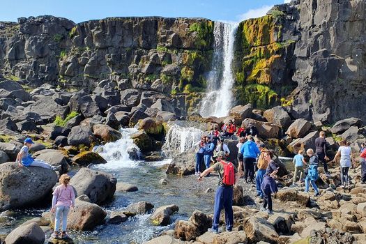 German guided Golden Circle Shore excursion in small Group — photo 12