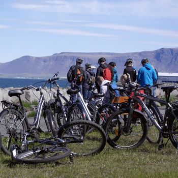 Reykjavik Highlights Group Bike Tour — photo 11