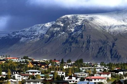 A Flashing Heli Ride: Reykjavik City And Mount Esja with landing — photo 2