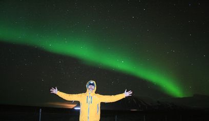  Northern Lights minibus: Hunting in the North