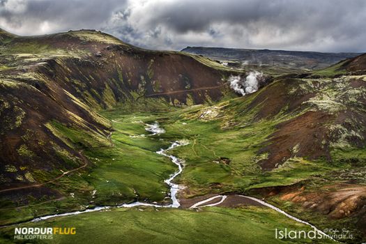 Geothermal Helicopter Tour — photo 3