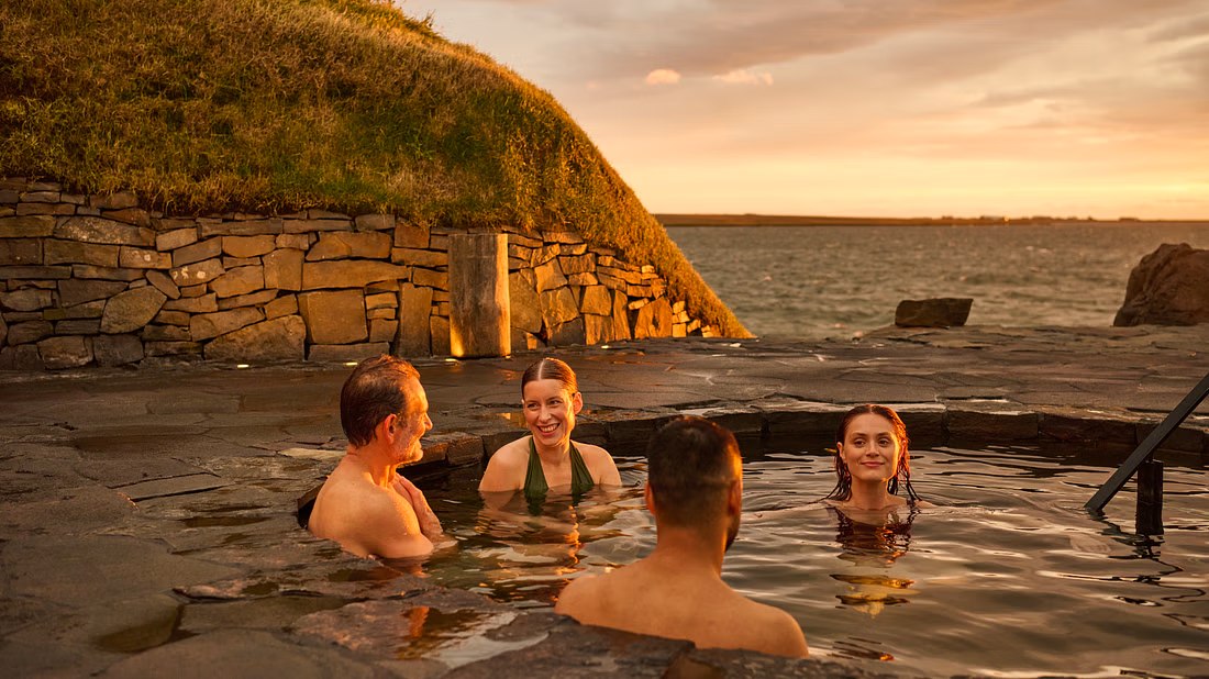 Small group Tour Reykjanes Peninsula: Lighthouses, Hot Springs and The Sky Lagoon, photo 24 of 32
