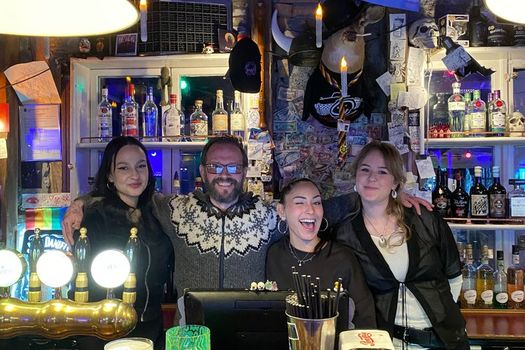 Icelandic Bar Crawl Experience — photo 3