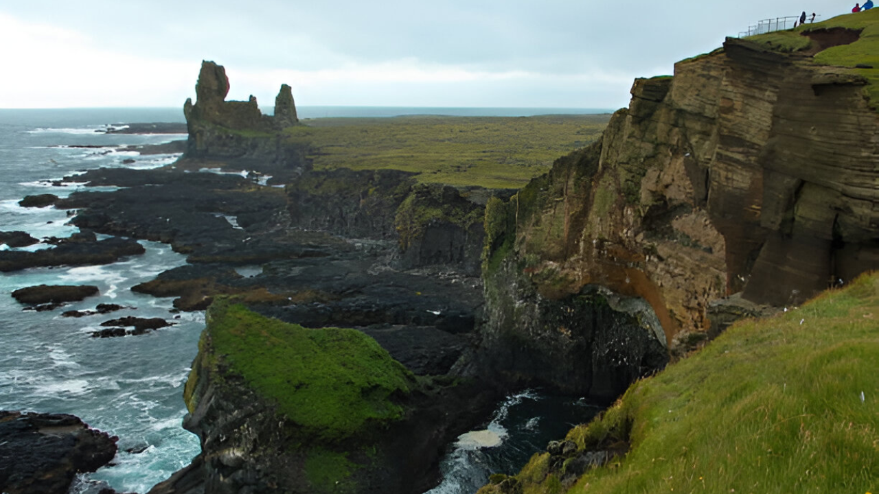 Snaefellsnes Peninsula Adventure: Small Group from Reykjavik, photo 8 of 18