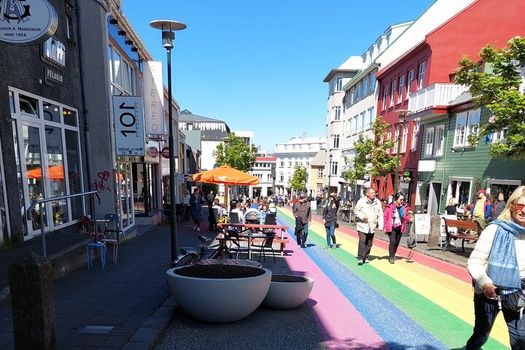 Exclusive Private Walking Tour with Food in Reykjavik – Guided by Otto the Viking — photo 4