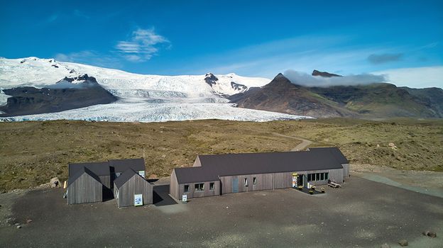 Glacier Lagoon (Jökulsárlón) & South Iceland Tour — photo 11