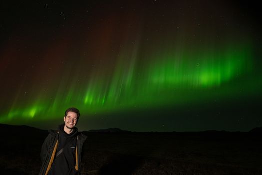 Northern Lights in Mini Bus with Local Pastries, Hot Chocolate, and Photos — photo 12