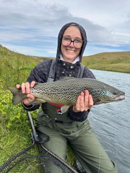 Private Fly Fishing Day Tour for Big Brown Trout - West Rangá Trout Beat — photo 16