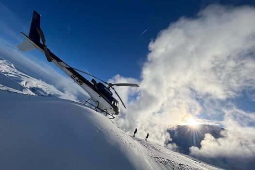 Landmarks from Above: Helicopter tour with 3 Landings — photo 7