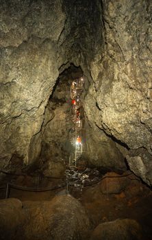 Vatnshellir Lava Cave Tour — photo 3