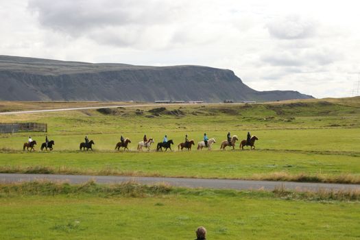 02E - The Elfin Tour — photo 7