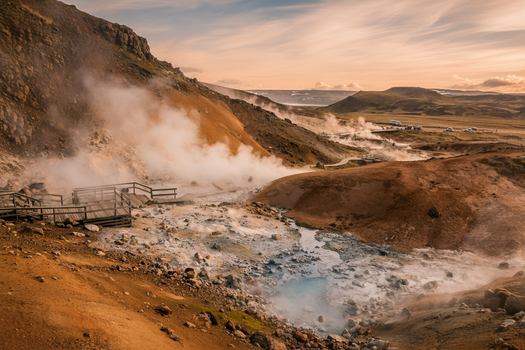 Geothermal Lava Hike — photo 2