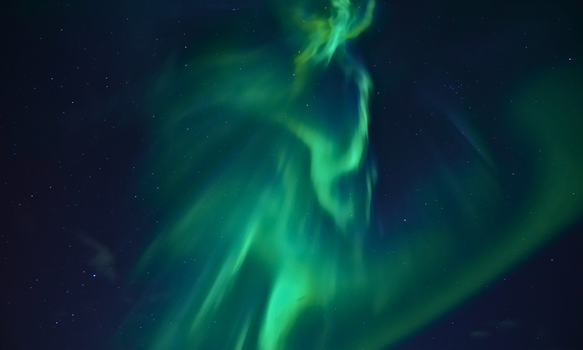 Private Northern Lights Tour from Reykjavik with Refreshments, Photos, and Expert Guide — photo 6