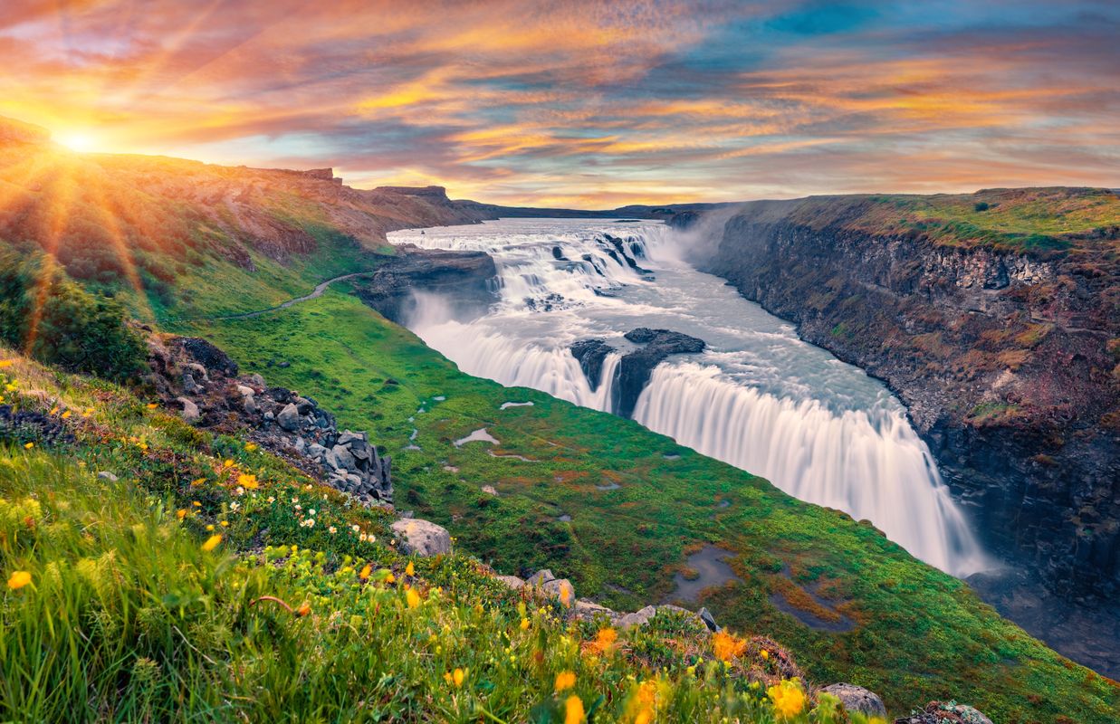 Small Group Golden Circle Tour with All Inclusive