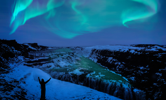 Private Northern Lights Tour from Reykjavik with Refreshments, Photos, and Expert Guide — photo 5
