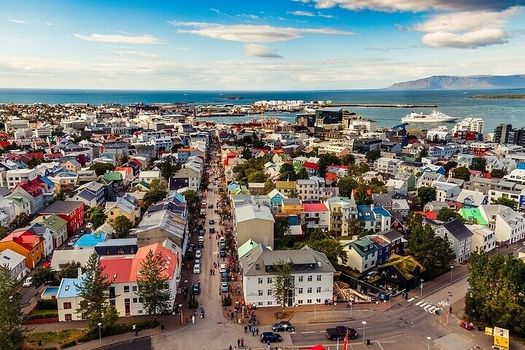 A Flashing Heli Ride: Reykjavik City And Mount Esja with landing — photo 3