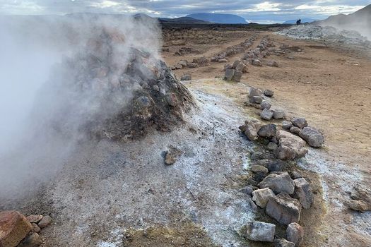 Lake Myvatn Private Day Tour Mývatn, Godafoss Waterfall for Cruise Ships — photo 4