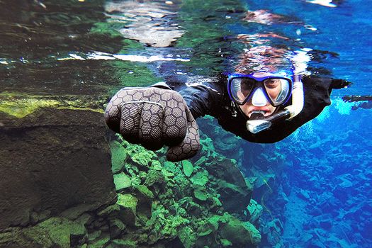 Drysuit Snorkeling in Silfra - with underwater photos / From Reykjavik — photo 6